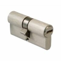 Cilindro seguridad 30x30mm níquel llave plana